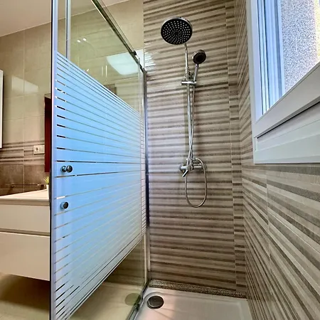 Apartment Paseo Maritimo-a