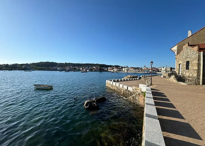 Paseo Maritimo-a * Ла-Исла-де-Ароса