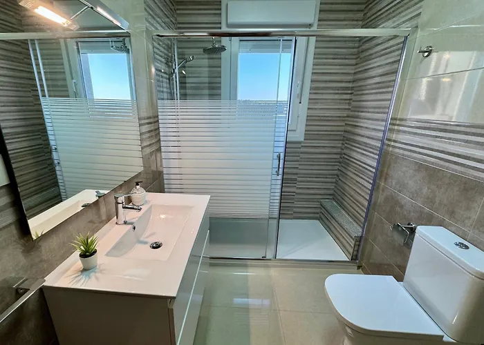 Paseo Maritimo-a Ла-Исла-де-Ароса